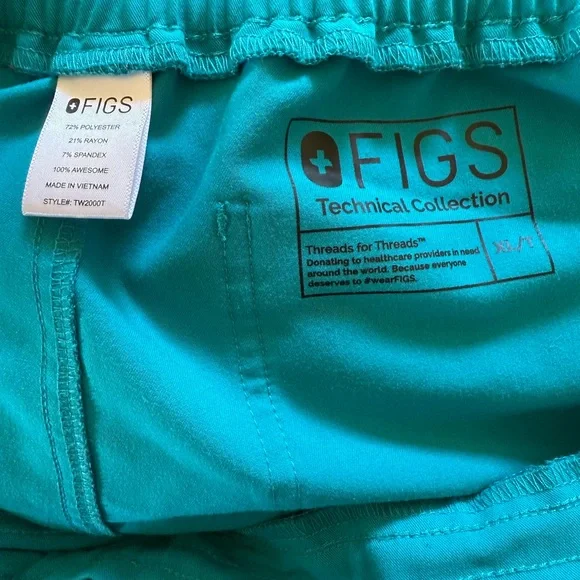 FIGS Yola Skinny Scrub Pants - Picture 4 of 6